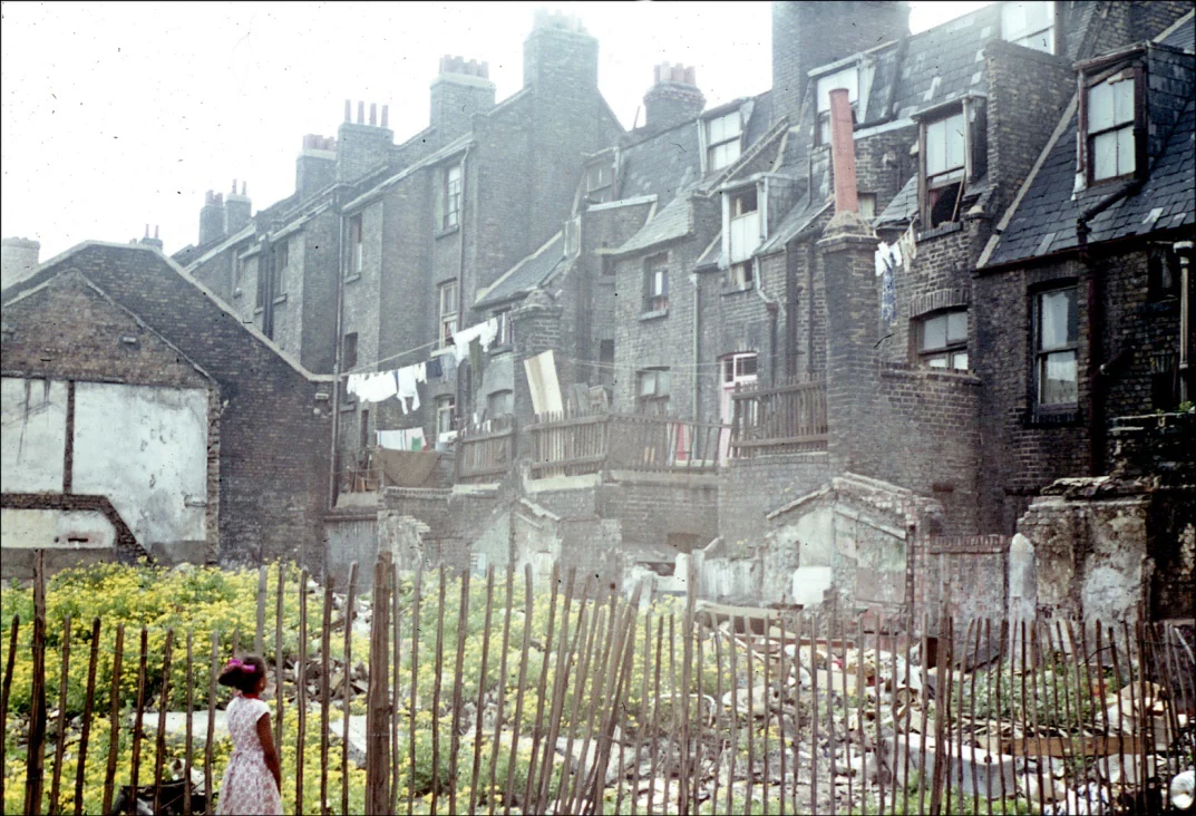 Old Montague Street bomb site, 1964. Photo: Richard Lansdown.